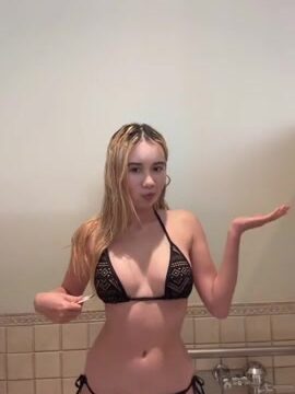 Lil Tay Aka Liltay Onlyfans – Nude Shower In The Bathroom
