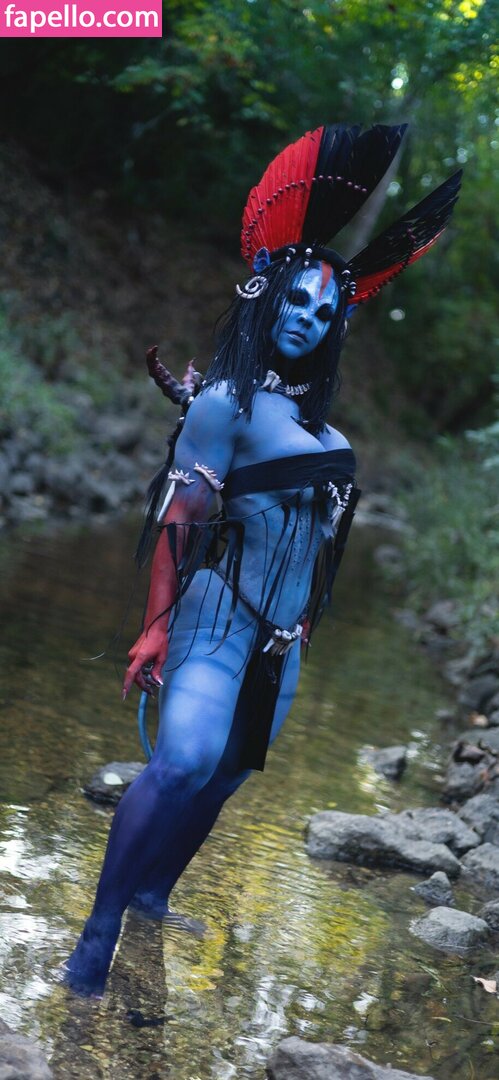 Ana Caroline Moreira / Addictedtoana Cosplay Varang Avatar