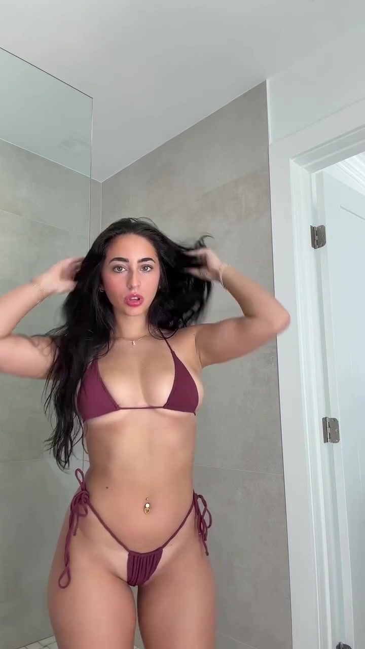 Gttaylor Onlyfans – Nude Shows Off Her Sexy Body