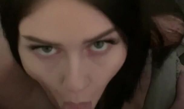 Lilbabyeva Gets Banged By Her Boyfriend And Creampied