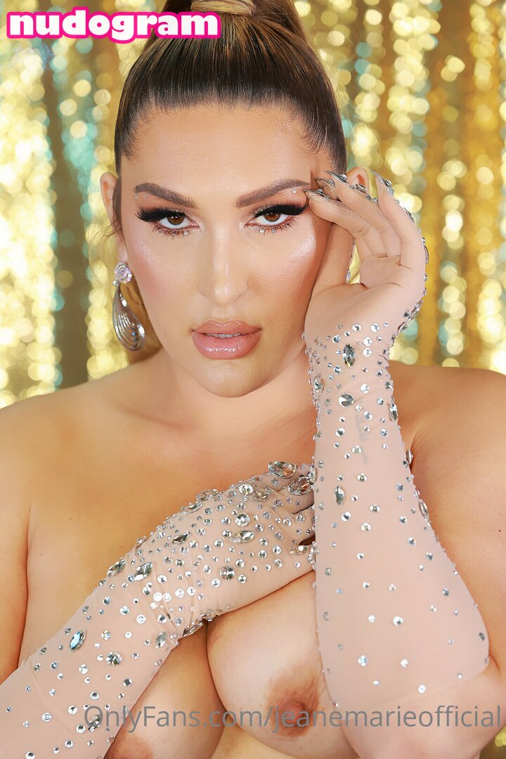 Jeane Marie Aka Jeanemarieofficial Shows Off Her Huge Boobs